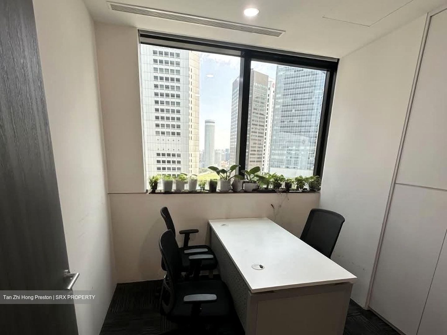 Republic Plaza (D1), Office #584319361